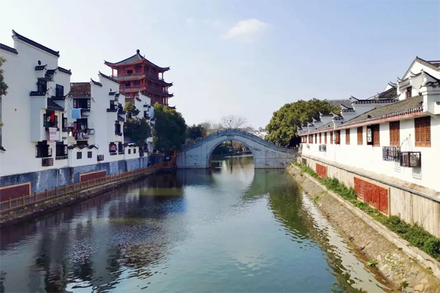 Sanhe Ancient Town