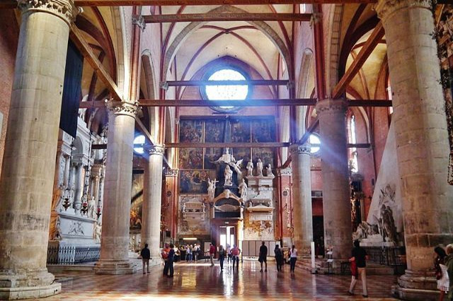 Cattedrale della Vergine Maria di Flari Gloria