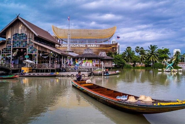 Mercato galleggiante di Pattaya